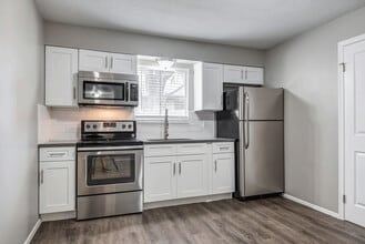 Upgraded kitchen with stainless steel appliances. - Corinth Valley