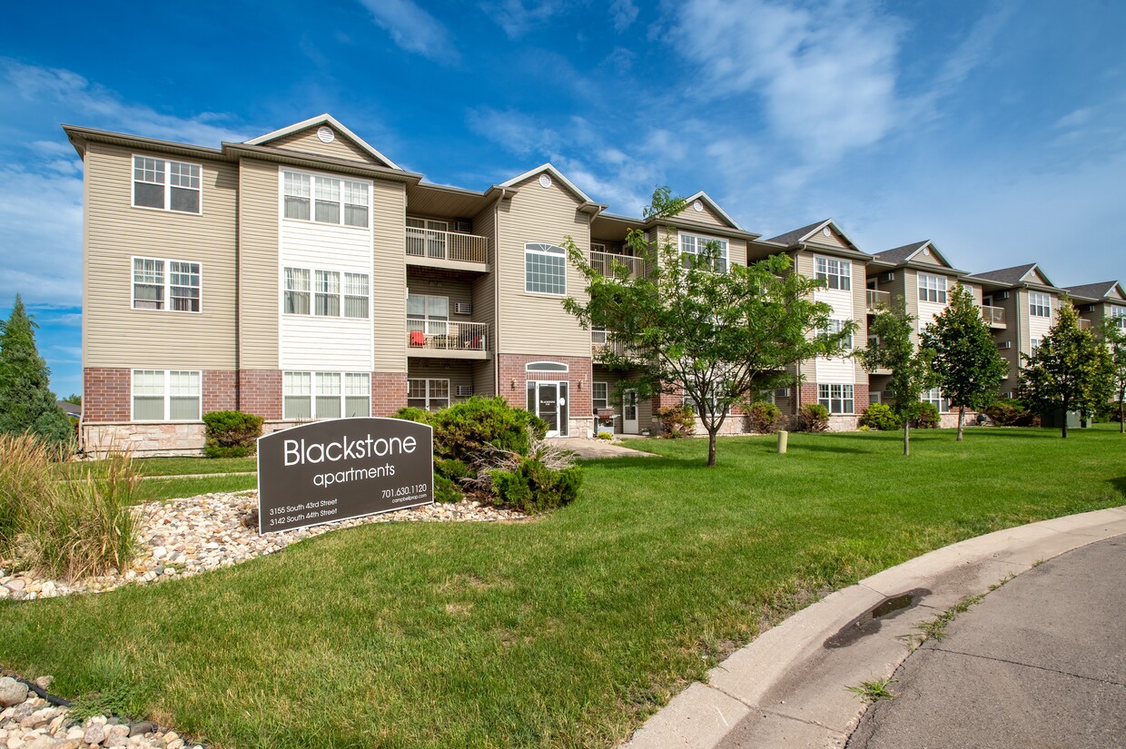 Foto principal - Blackstone Apartments