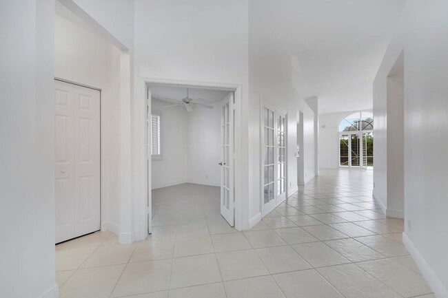 Building Photo - 5334 Osprey St