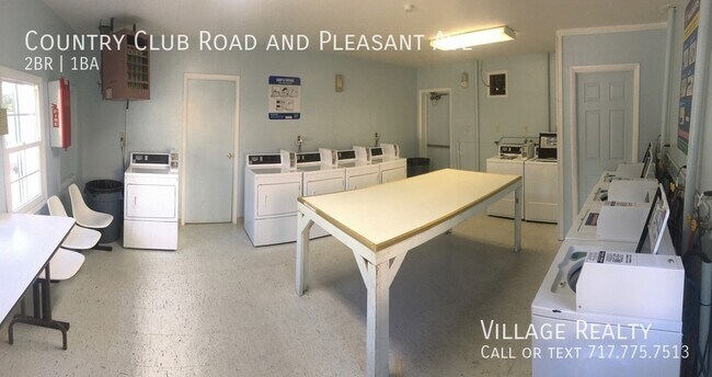 Foto del edificio - 605 Country Club Rd