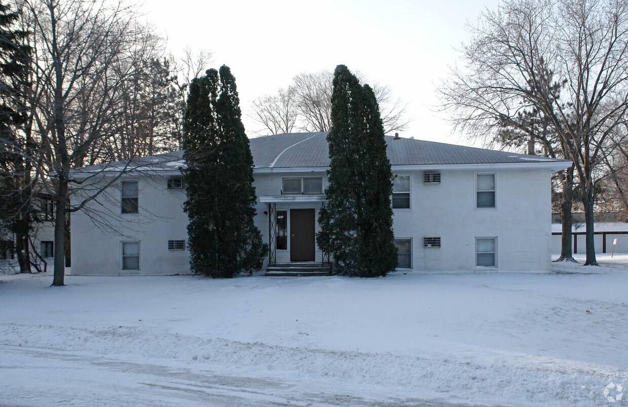 Primary Photo - 752 Southview Dr