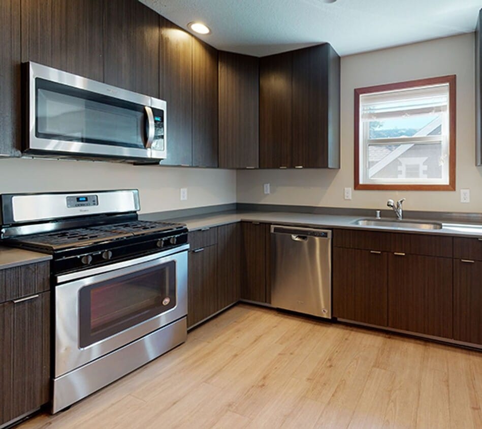 Foto del edificio - 832 18th Ave SE