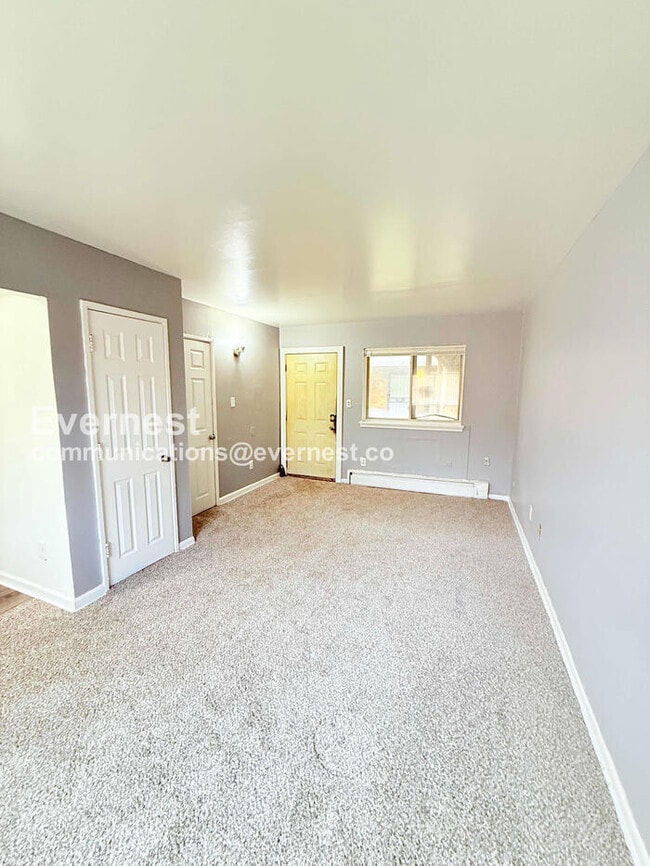 Building Photo - 18711 Schoolcraft Rd