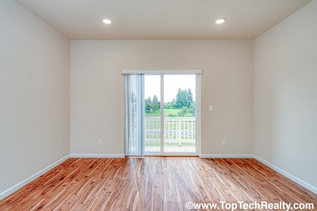 Foto del edificio - Fabulous 3 Bedrm + Loft Space, 2.5 Bath To...