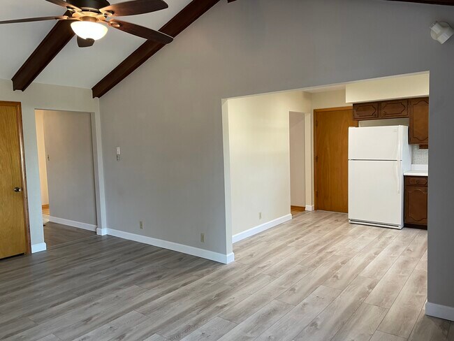 Foto del edificio - 5819 Oak Branch Dr