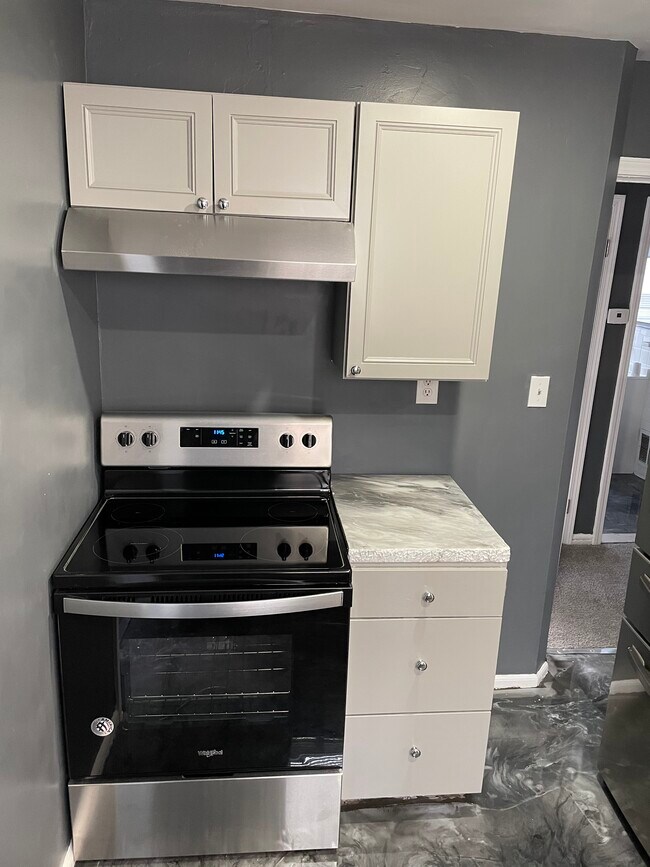 Foto del edificio - 16271 Lilac St