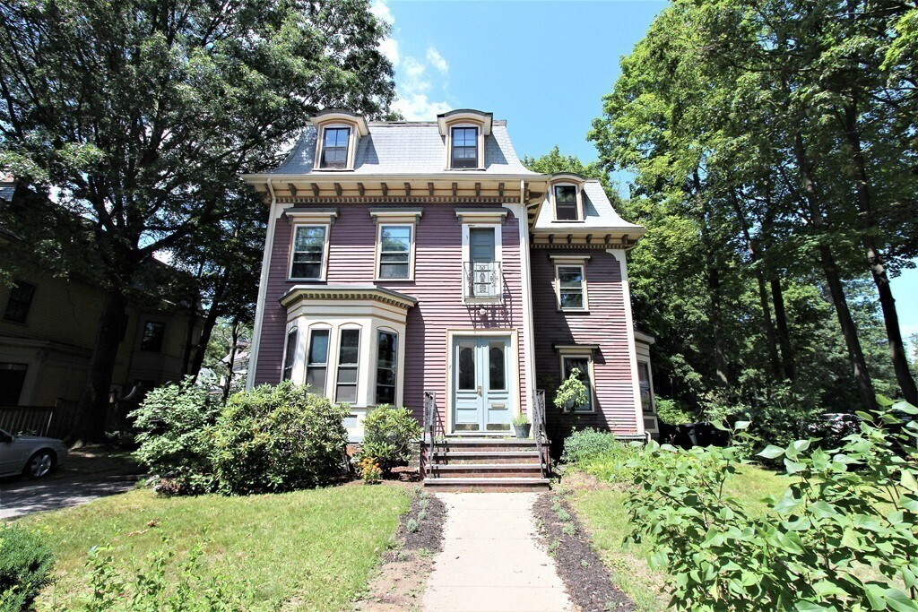 Primary Photo - 7 Everett St
