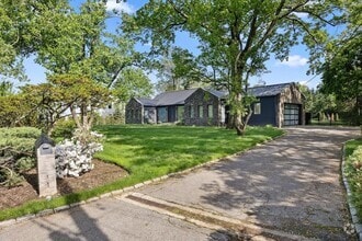 Building Photo - 50 Sheldrake Rd
