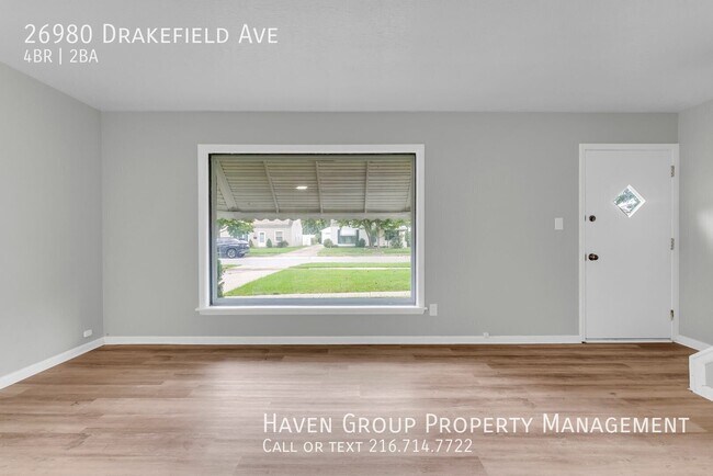 Foto del edificio - 26980 Drakefield Ave