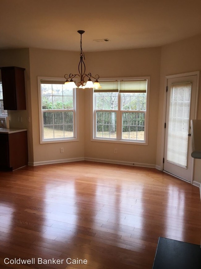 Building Photo - 4 br, 2.5 bath House - 5 Elstar Loop Road