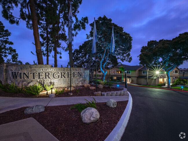 Building Photo - Wintergreen