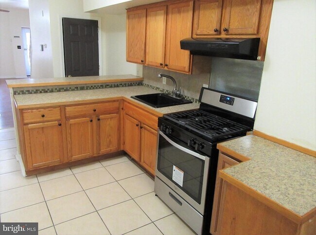 Foto del edificio - 2227 Pine St