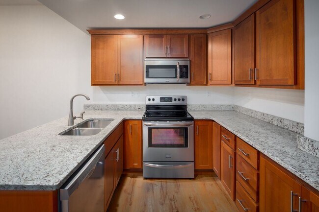 Building Photo - 591 Terrace Blvd