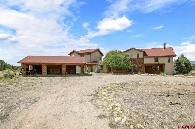 Building Photo - 601 Airport Rd