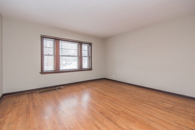 Foto del edificio - 3534 Brannon Ave