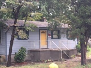 Primary Photo - 4034 Redwood Ave