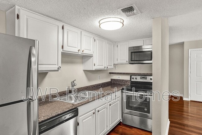 Building Photo - 10825 Key Haven Blvd