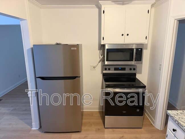 Foto del edificio - 1004 Moore St