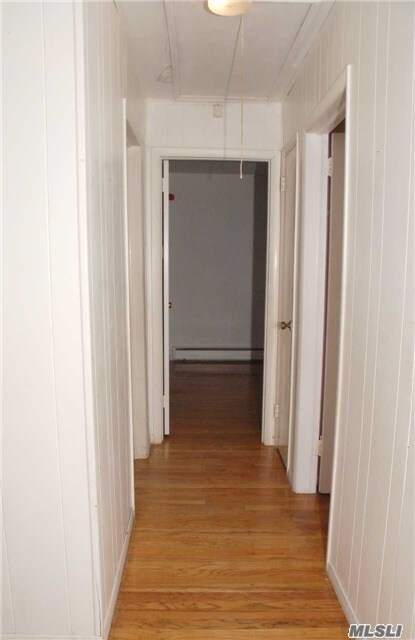 Building Photo - 9 Wicks Dr