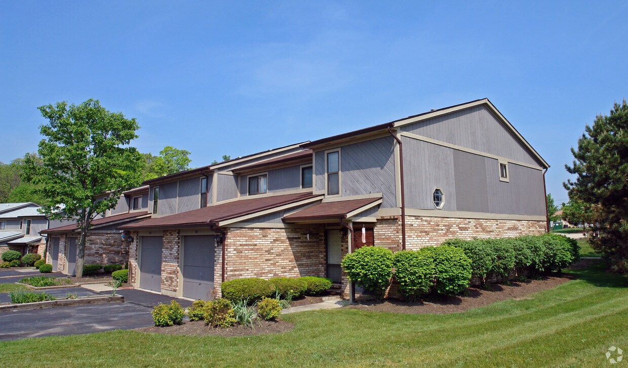 Primary Photo - 501 Greene Tree Pl