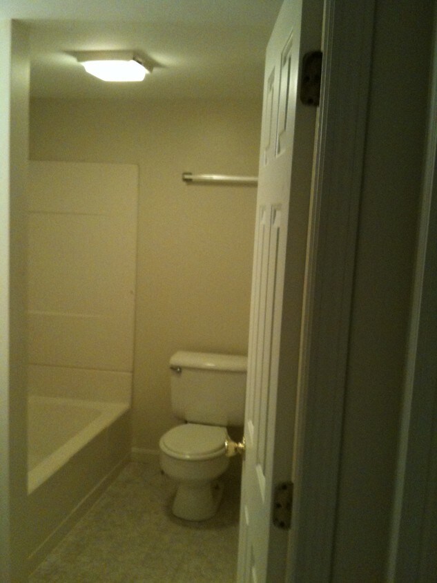 Primary Photo - 161 E 4th St