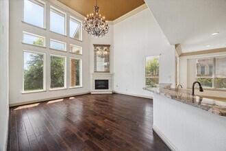 Building Photo - 27 Tioga Pl