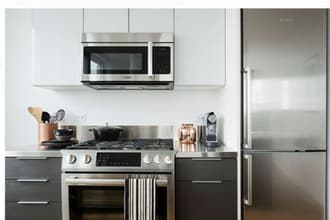 Building Photo - 300 Ashland Pl