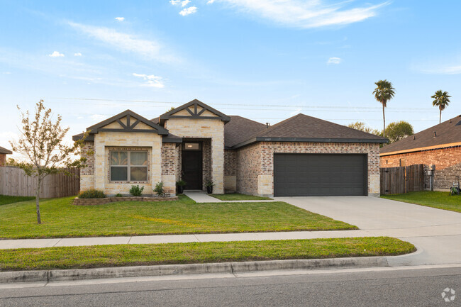 Building Photo - 1409 Rio Panuco Ave