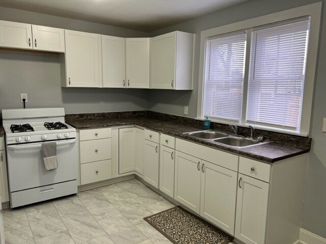Building Photo - 507 E Markison Ave