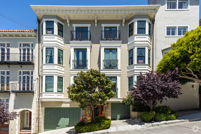 Alt. Exterior - 1170-1180 Green St