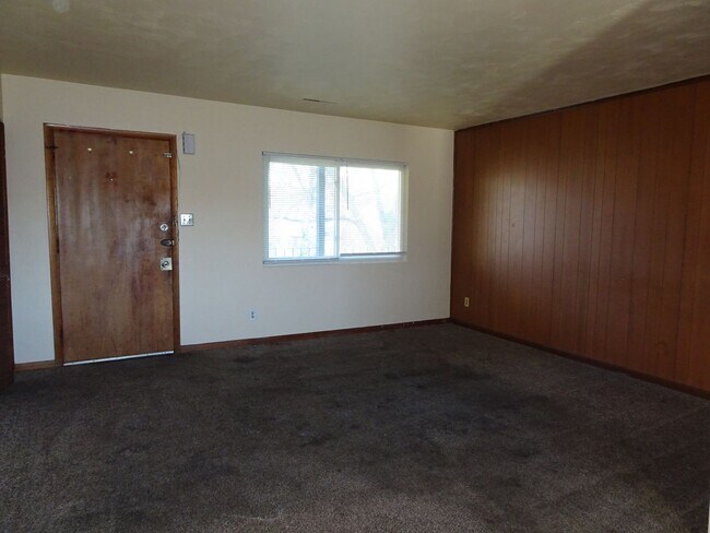 Foto del edificio - 2 Bedroom 1 Bathroom Apartment Rental in N...