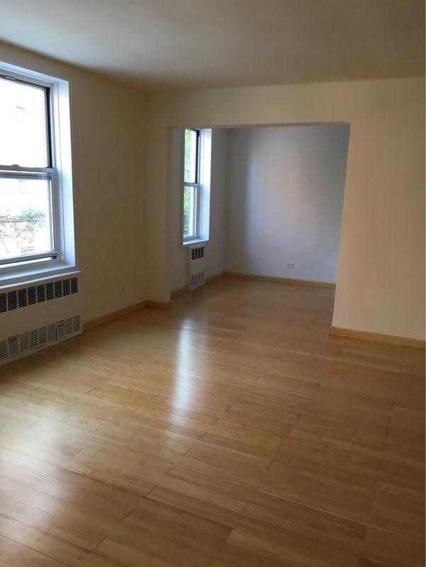 Building Photo - 142-19 Barclay Avenue