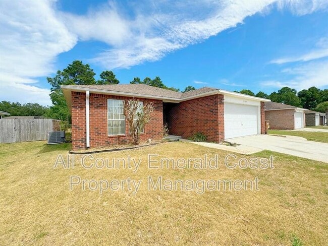 Building Photo - 2102 Catline Cir