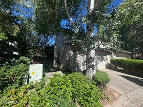 Building Photo - 4170 E Spring Meadows Cir