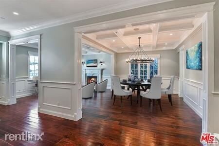 Foto principal - 9719 Cresta Dr