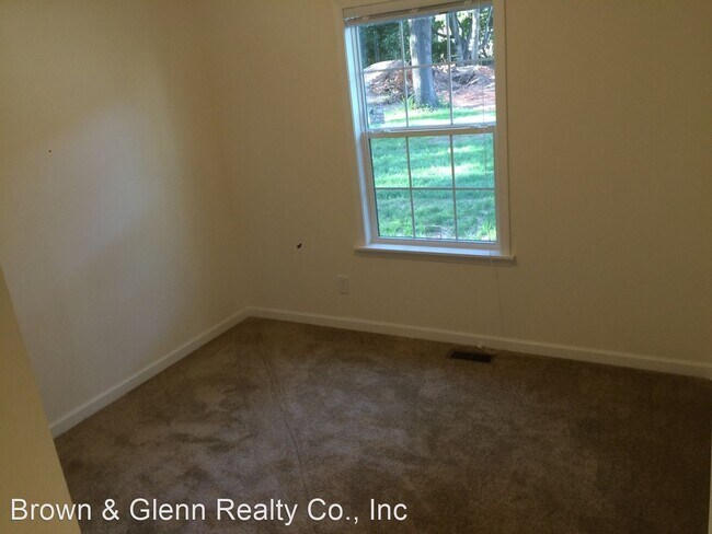 Building Photo - 9410 China Grove Church Rd