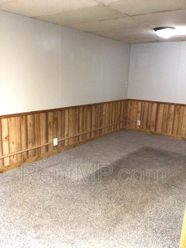 Building Photo - 1029 South Arnold Street - B