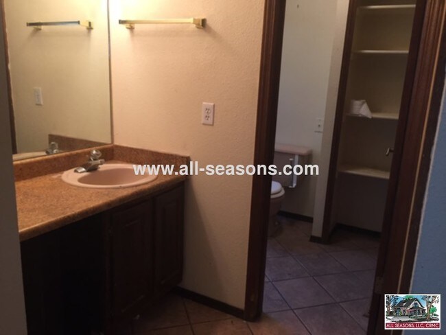 Foto del edificio - 1107 Brittany Cir