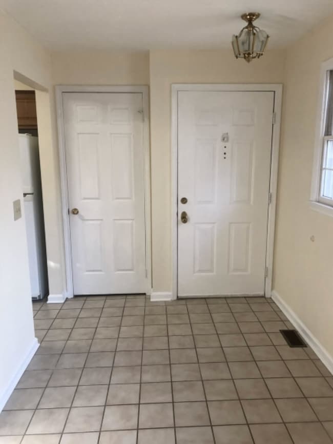 Foto del edificio - 217 Alexandria Way