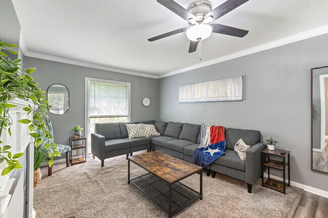 Building Photo - 1609 S 39th St