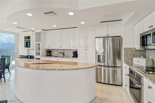 Foto del edificio - 4041 Gulf Shore Blvd N