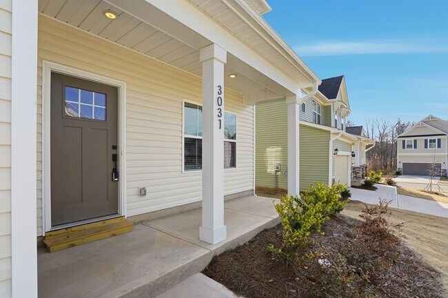 Building Photo - Brand New 4BR Home in The Pines at Paw Creek – Modern Design