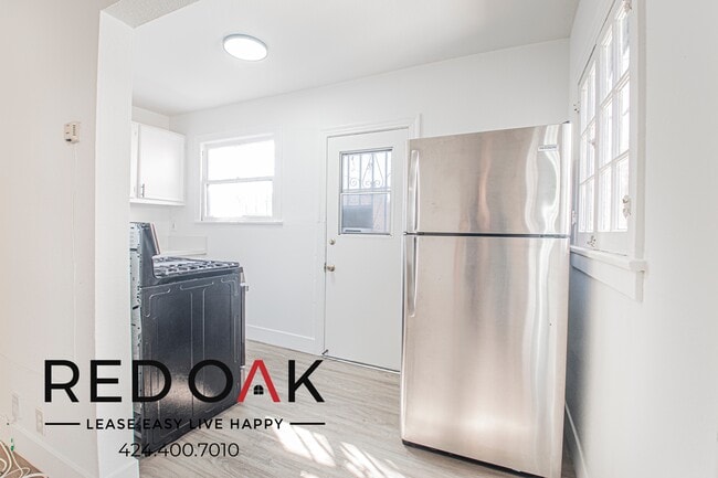 Foto del edificio - 3906 Mont Clair St