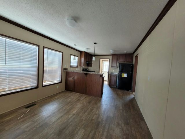 Building Photo - 304 Bankers Dr