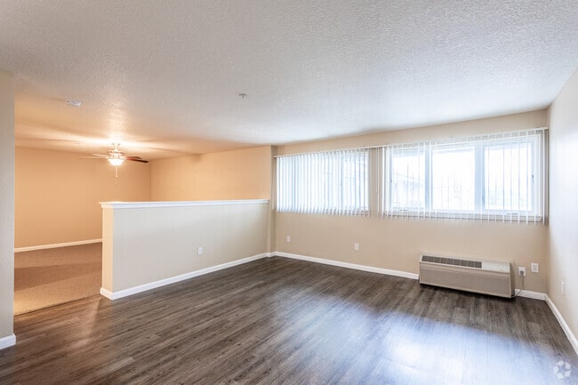 Studio, 1BA - 745 SF - Cornerstone Apartments