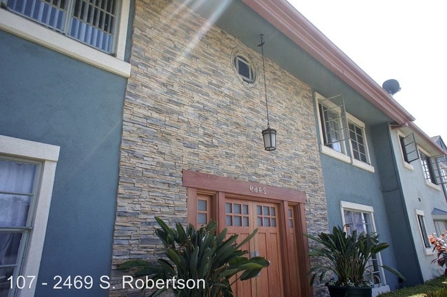 Building Photo - 2469 S Robertson Blvd