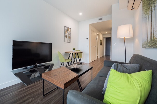 Photo du bâtiment - 1415 Avenue Overdale