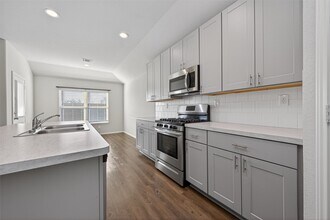 Building Photo - 20706 Southern Wds Blvd