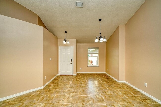 Foto del edificio - 8828 Arlington Ln