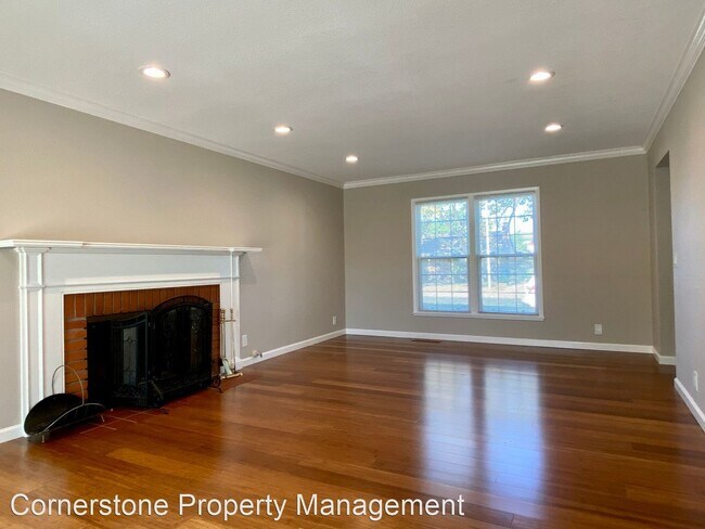 Foto del edificio - 4 br, 2.5 bath House - 2236 Dianne Dr